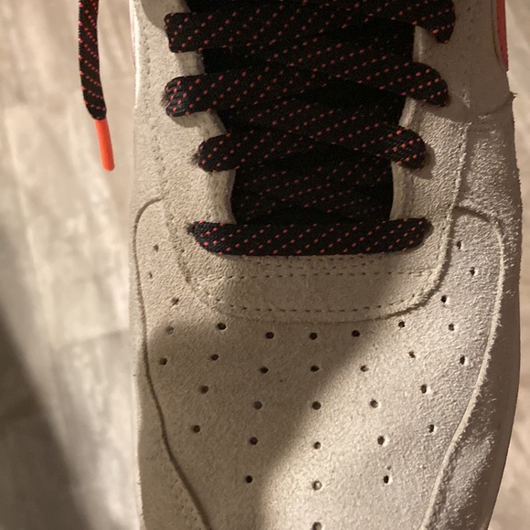 CREAM SUEDE ORANGE AND BLACK NIKES SNEAKERS Slightly Used - Picture 12 of 16